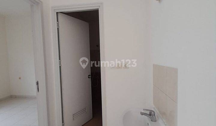 Rumah di Cluster Fedora Suvarna Sutera 4