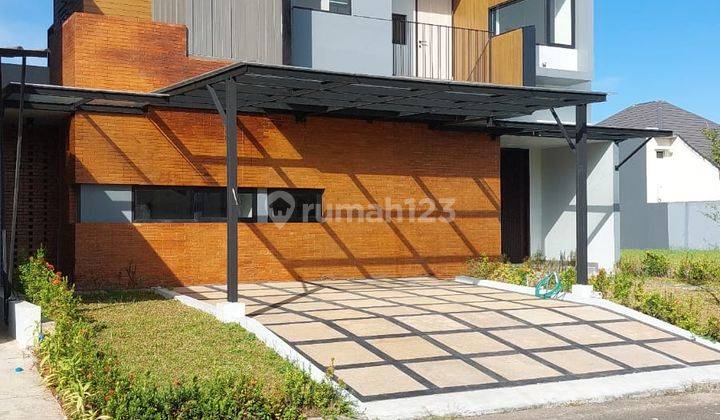 Rumah Keren Semifurnish Bangunan Mandiri di Alam Suvarna Sutera 1