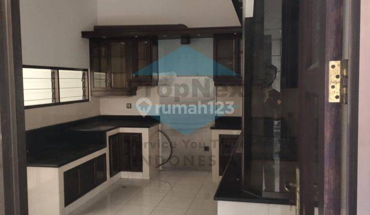 Dijual Rumah Mewah Surabaya Timur 2