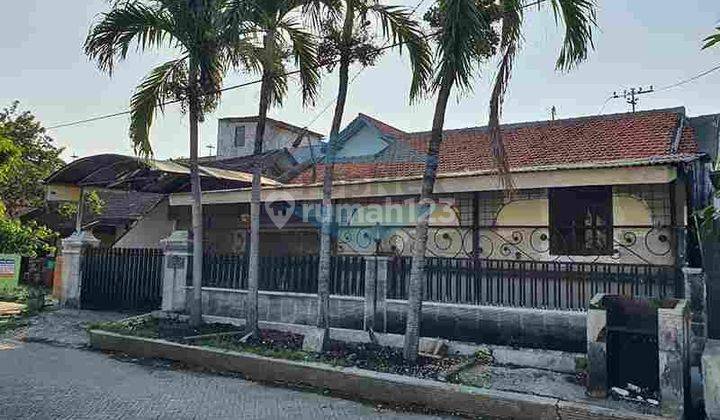 Dijual Rumah Lama di Kendangsari 1