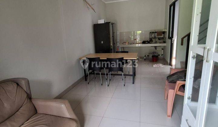 Disewakan Rumah Semi Furnished Di Cluster Magenta Summarecon Bekasi 
 2