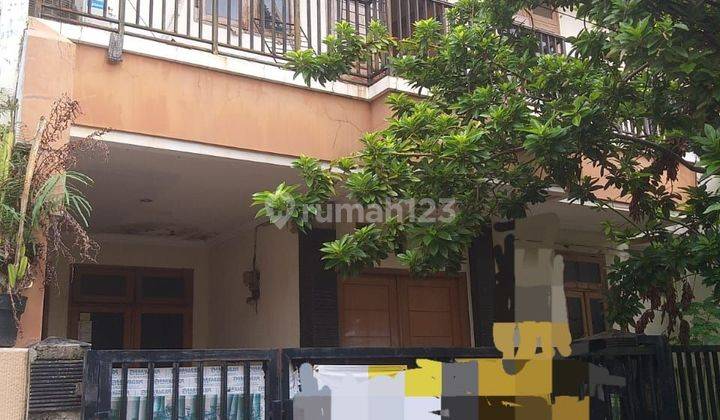 Dijual rumah 2 lantai di Pulomas, Jakarta Timur 1