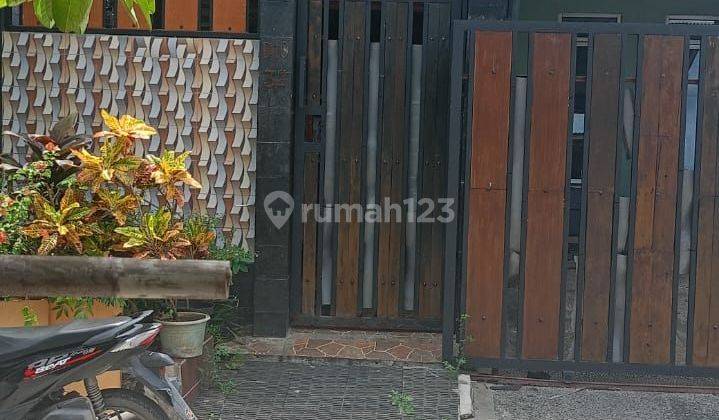 Dijual rumah 2 lantai di Mutiara Gading City, Bekasi 2