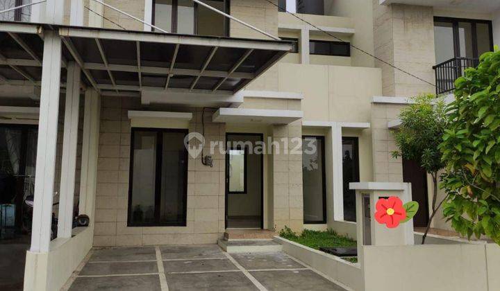 Dijual rumah 2 lantai di Cluster Balsa Harapan Indah
 1