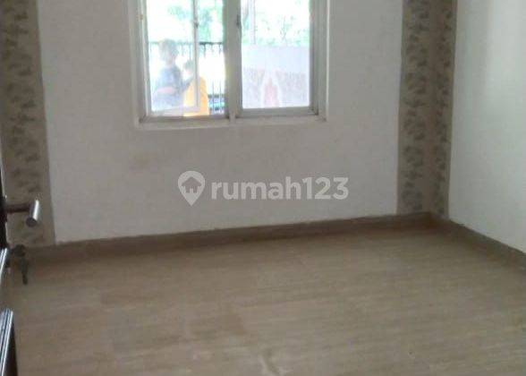 Dijual Rumah Siap Huni 2 Lantai Di Metland Jakarta Timur
 2