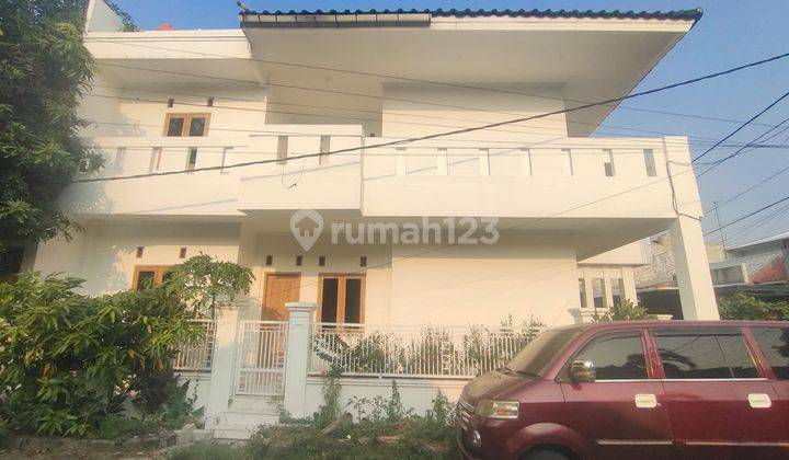 Dijual Rumah 2 Lantai,siap Huni, Di Bulevard Hijau,kota Harapan Indah Bekasi.
 2