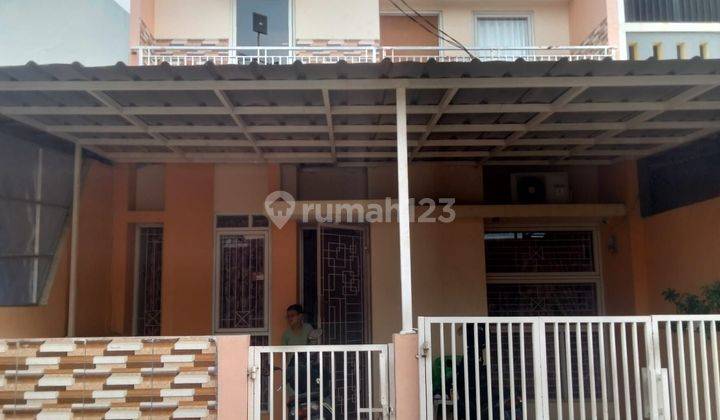 Dijual Rumah 2 Lantai Siap Huni Di Bekasi Barat

 1