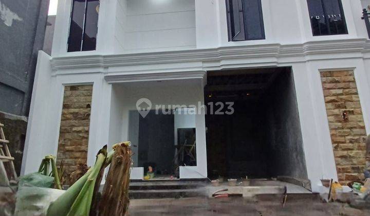 Rumah baru mjnimalis modern di Jagakarsa  1