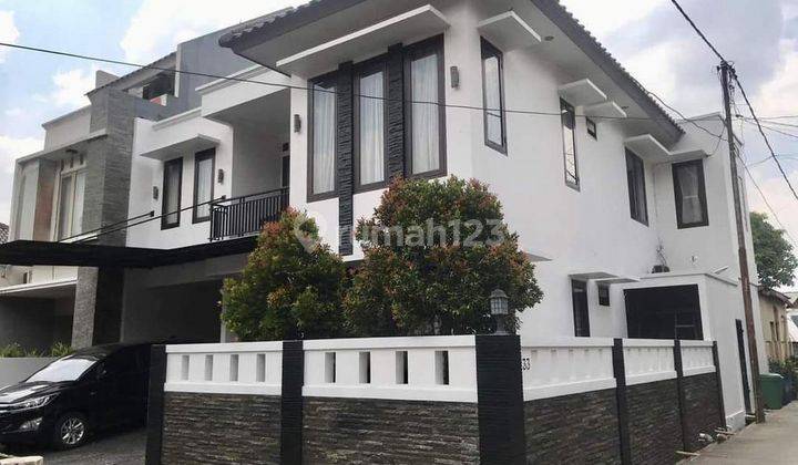 Dijual segera rumah 2 lantai dekat stasiun pasar minggu 1