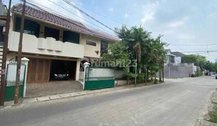 Dijual Rumah 2lantai area premium kebayoran baru dekat polres metro jaksel 2