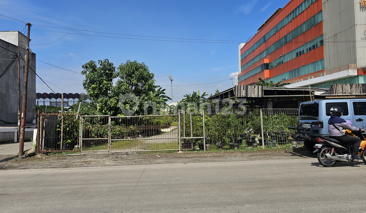 Tanah Strategis 1915 m2 SHM Legok, Tangerang