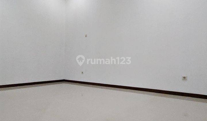 Dijual Rumah Minimalis Super Cantik di Pondok Bambu Jakarta Timur  2