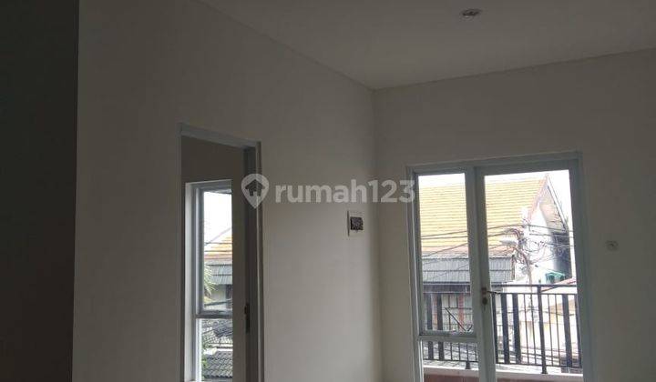 Dijual Rumah Cantik 3LT Di Cempaka Putih Barat, Jakarta Pusat 2