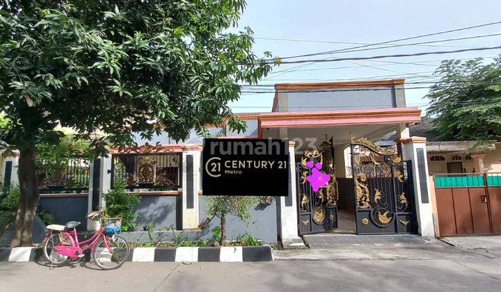 Dijual rumah cantik siap huni di jalan utama di Pulo Gebang Permai Jakarta Timur 1