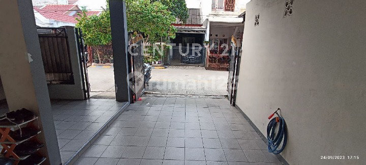 Quick Sale House in Perum Duta Bumi 2 Harapan Indah Bekasi 2