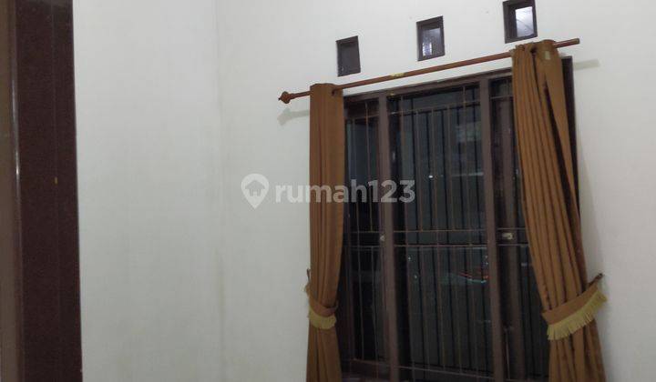 SEWA RUMAH DI MINA VILLA ILHAMI KARAWACI TANGERANG 