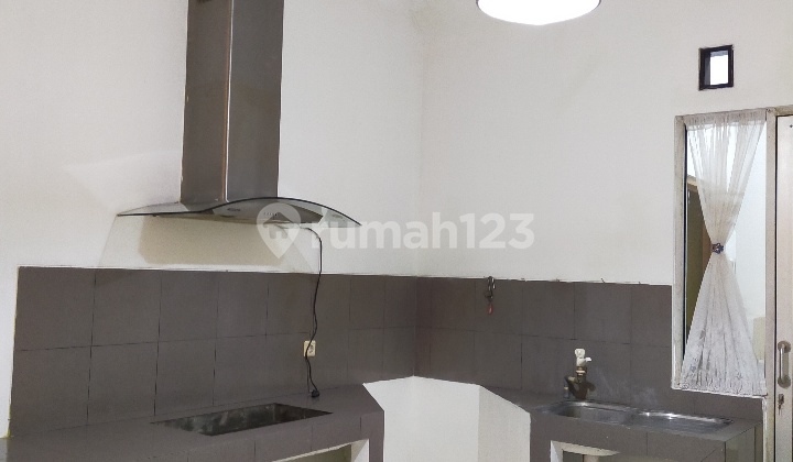 SEWA RUMAH DI MINA VILLA ILHAMI KARAWACI TANGERANG 