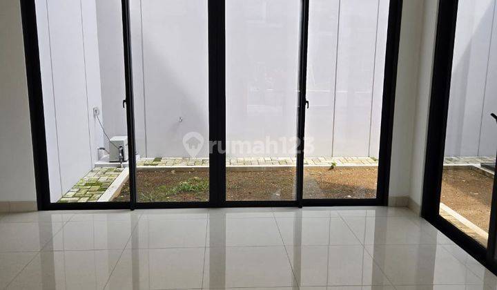 Dijual Rumah Summarecon Bogor hook Dipojok Ada Taman 2