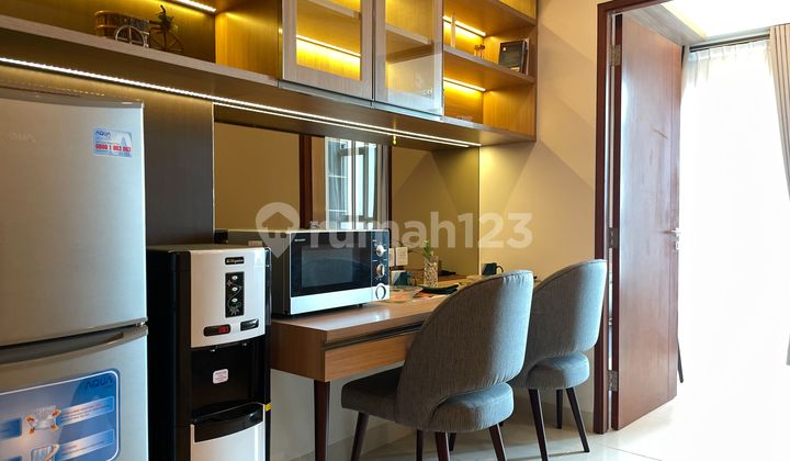 Roseville Soho & Suite BSD Apartment Rent - 1 BR New Exclusive Cheap Fully Furnished Electronic