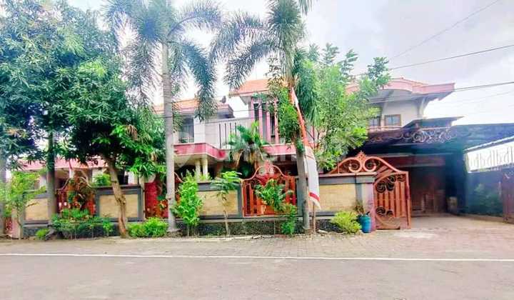 Dijual Rumah Mewah Mintojiwo Semarang Barat 1