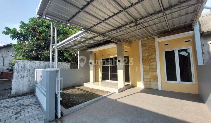 Rumah Baru Murah, Dekat Bandara Adi Sutjipto Sleman  2