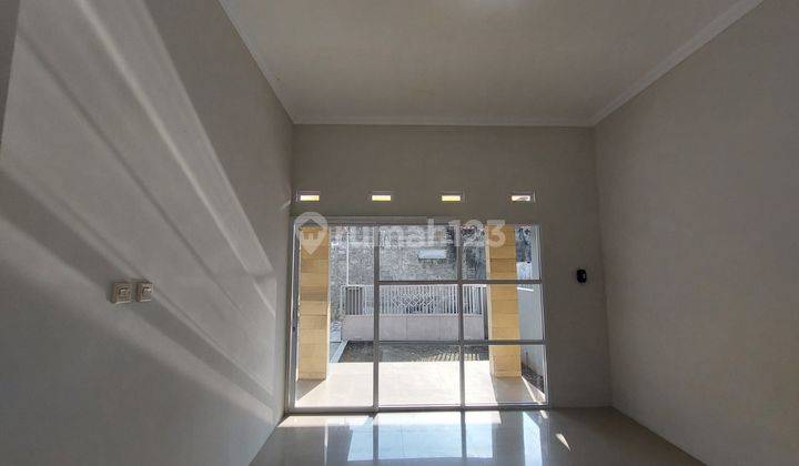 Rumah Baru Murah, Dekat Bandara Adi Sutjipto Sleman  3