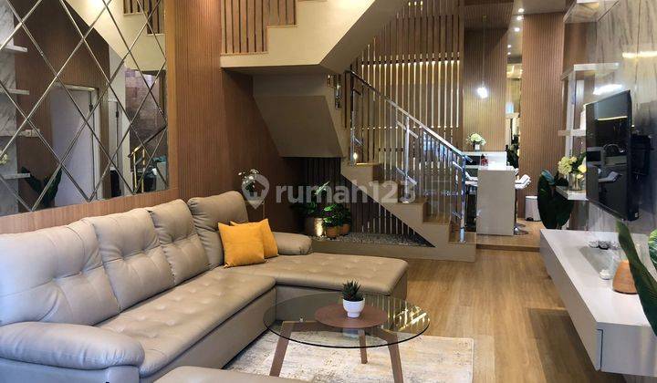 Dijual Cepat Rumah Mewah 2 Lantai di Sukun Kota Malang 2