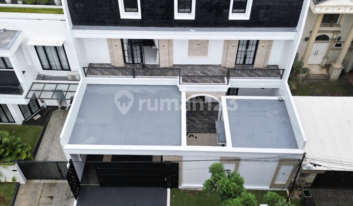 Dijual Fully Furnished Rumah Mewah American Classic Pondok Indah