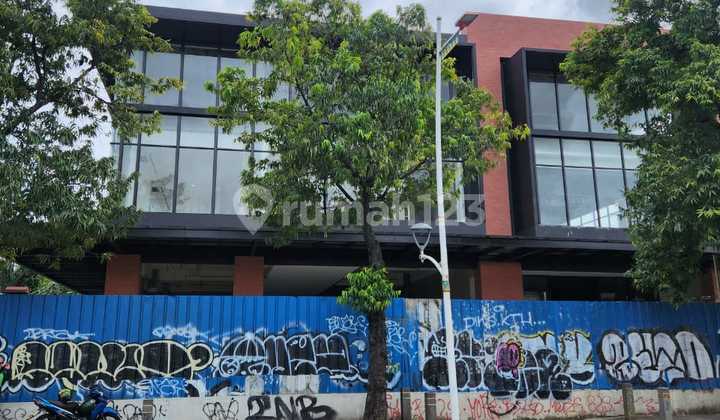 Dijual Gedung Kemang Raya 3 Lantai Jakarta Selatan Dijual Gedung Kemang Raya 3 Lantai Jakarta Selatan