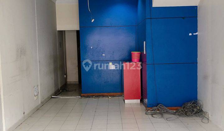 Disewakan Ruko 3 Lantai Ltc Glodok Contact +62 81977403529 3
