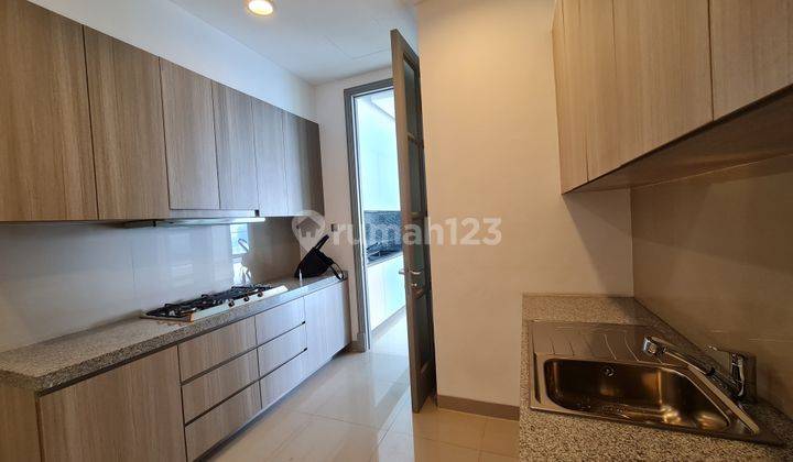 Dijual Apartement Raffles Residences 4 BR Semi Furnished Contact +62 81977403529 1