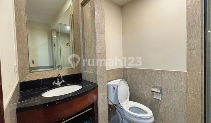 For Sale Apartment Pakubuwono Residence 3 BR 2