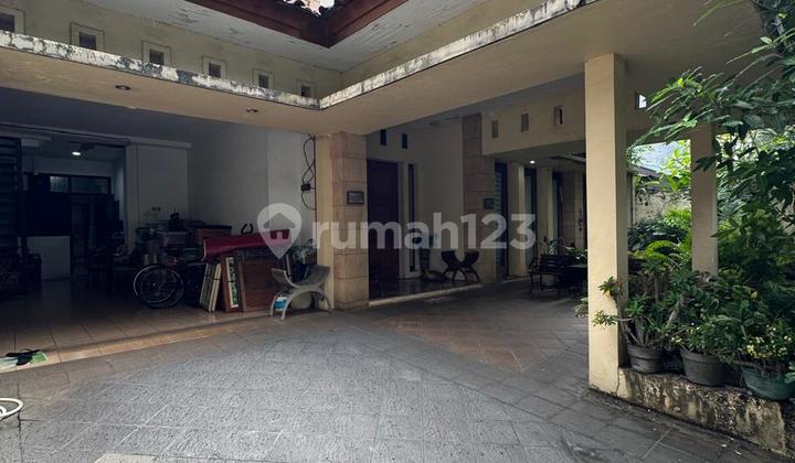 Dijual Rumah Erlangga 2 Lantai Kebayoran Baru
