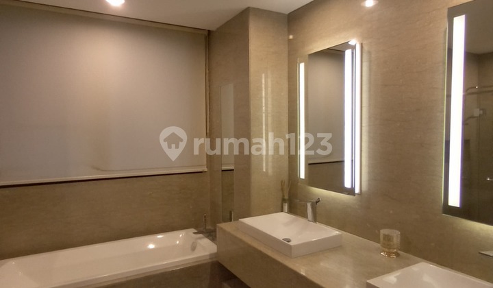 Dijual Apartment 1 Park Avenue Gandaria 3 BR Bagus Furnished