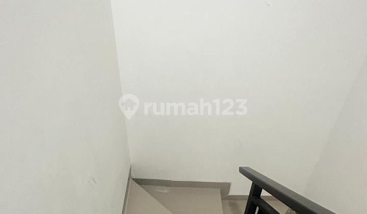 Dijual Rumah Cluster Miami PIK 2 Bagus Unfurnished 2