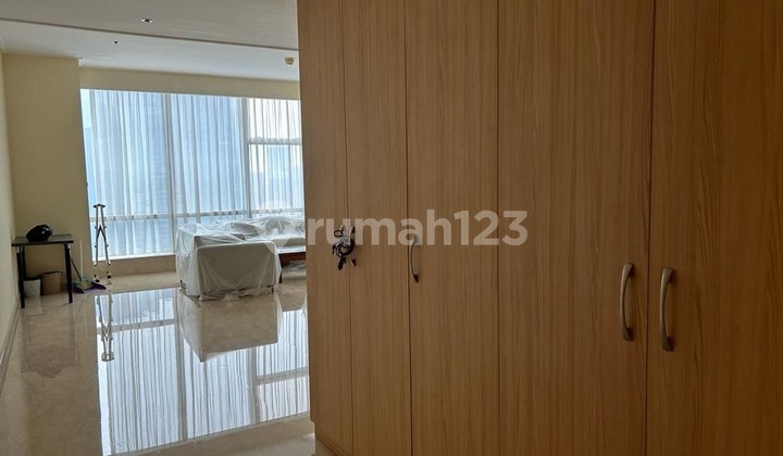 For Rent: Mayflower Apartment 2 BR Furnished Contact 081977403529 2