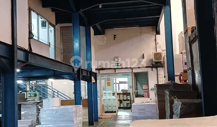Warehouse for Sale in Sunter Muara Baru, Nice 1037 m2 Warehouse for Sale in Sunter Muara Baru, Nice 1037 m2