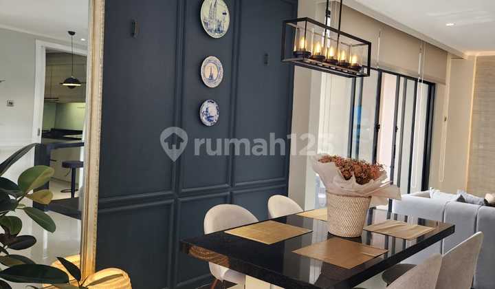 Dijual Apartment Beverly Tower Furnished 3 BR 2