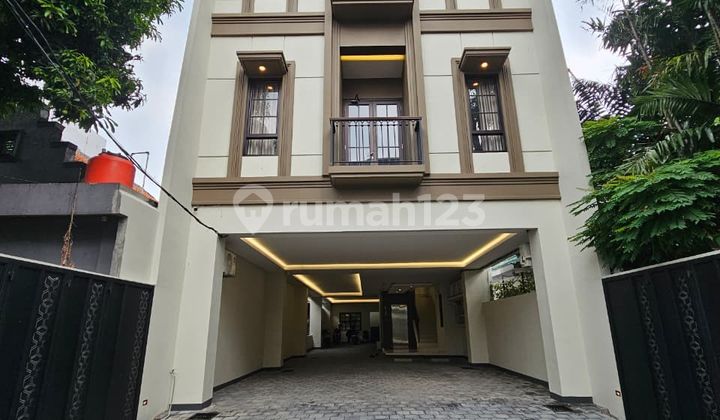 Brand New Exclusive Boarding House for Sale in Menteng Area 4 Stories 1
