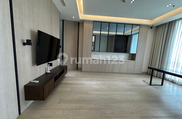 For Rent Pakubuwono Signature Apartment 4 BR Furnished Contact 081977403529