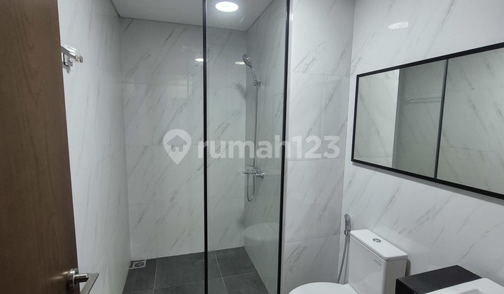 Disewakan Apartemen The Newton 1 1 BR Bagus Furnished 2