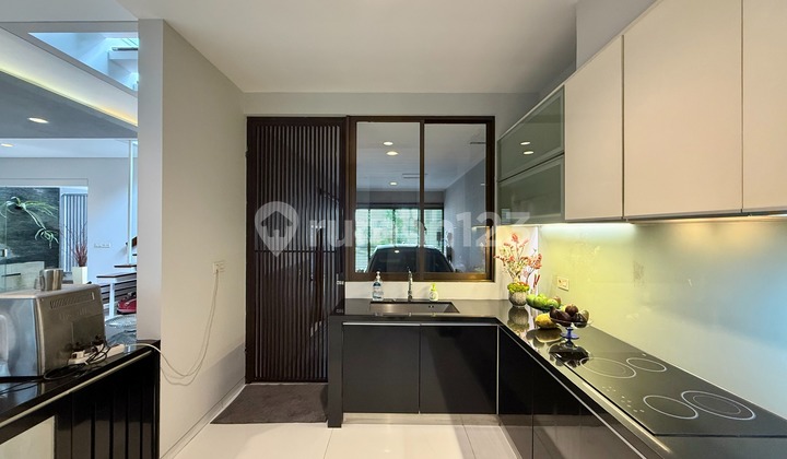 For Sale Kebayoran Residential House Furnished 2 Floors Gandaria 2