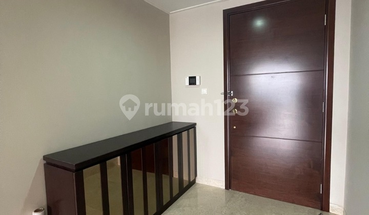 Apartemen My Home Ciputra World 1 3 BR Bagus Furnished