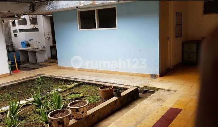 di jual Rumah hitung tanah Jl kartini ciwarigin 9