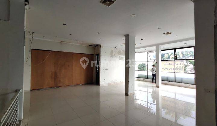 Ruang Usaha cocok untuk caffe dan kantor di Pandu Raya 2
