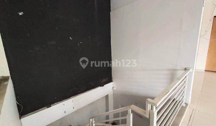 Ruang Usaha cocok untuk caffe dan kantor di Pandu Raya 7