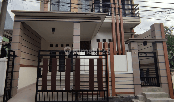 Di  Rumah Griya Loka Bsd Serpong, Tangerang Selatan 1