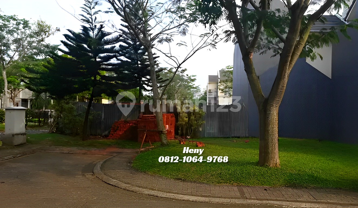 In the Land Plot of Vanya Park, Assana Cluster, South Tangerang