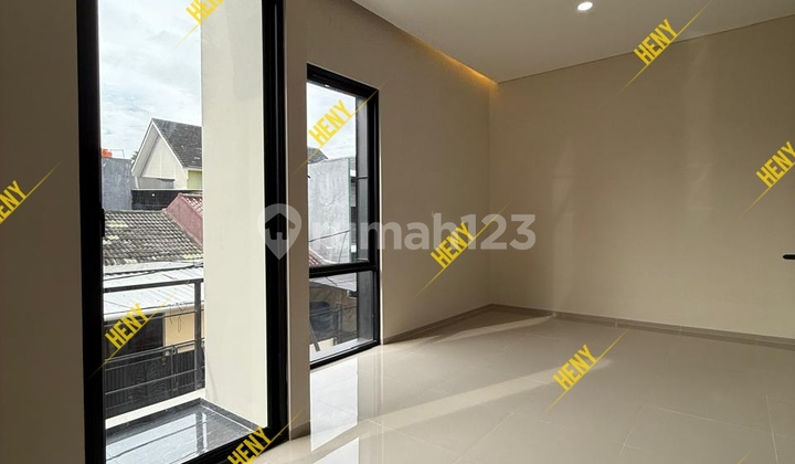 Rumah Bsd Serpong 2 Lantai Baru Renovasi