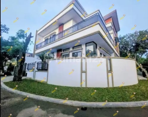 For Sale 2-Story Hook House in Kencana Loka BSD For Sale 2-Story Hook House in Kencana Loka BSD